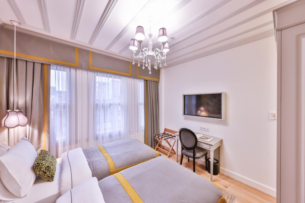 9 Doors (adults Only) Otel